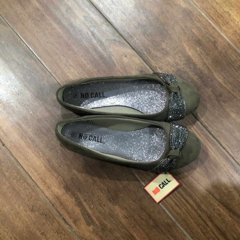 Olive Flats